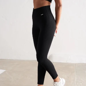 Träningsleggins  - Aim'n leggins, nyskick. Storlek s