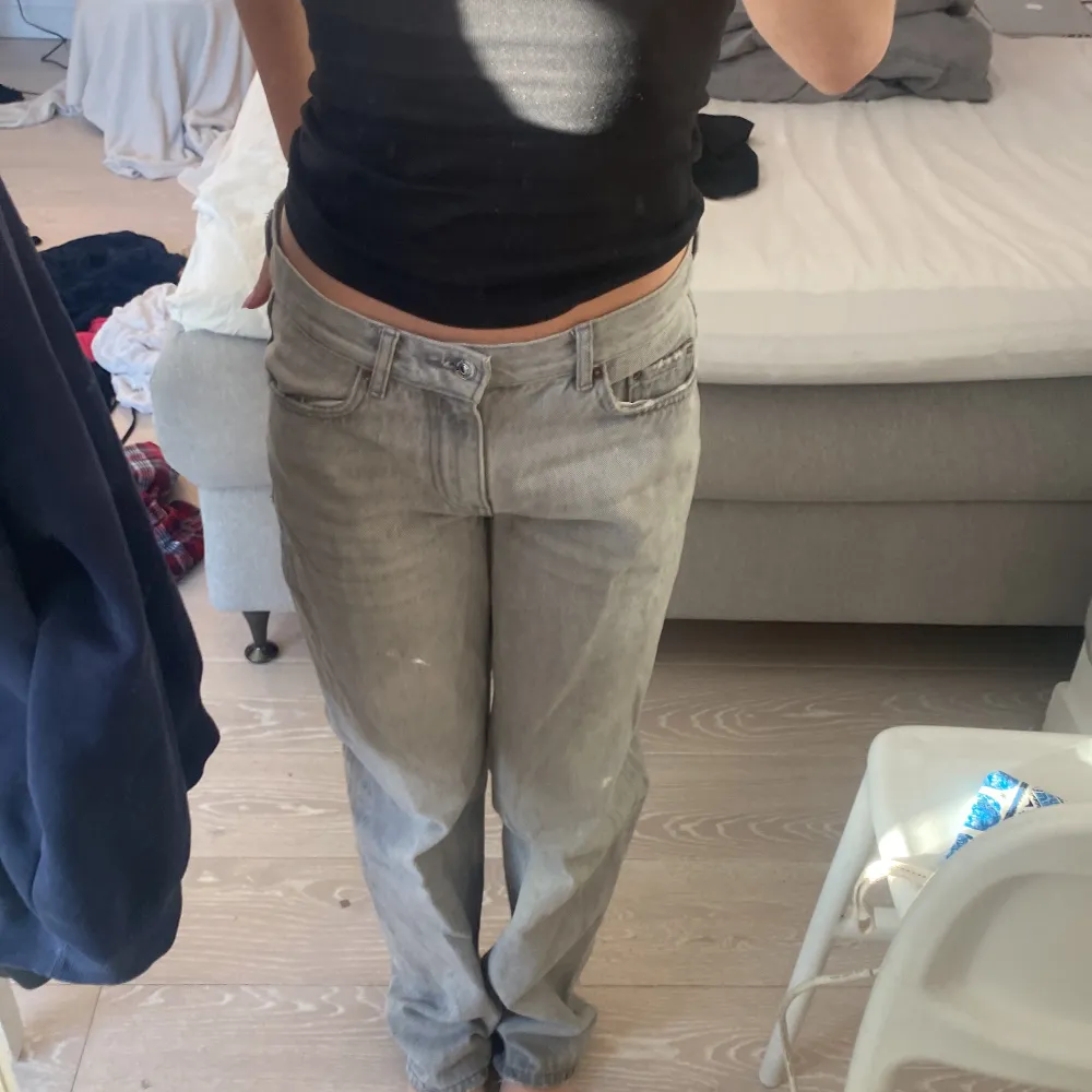 As coola låga jeans!. Jeans & Byxor.