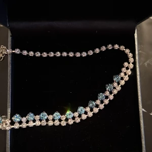 Halsband - Så fint som present 