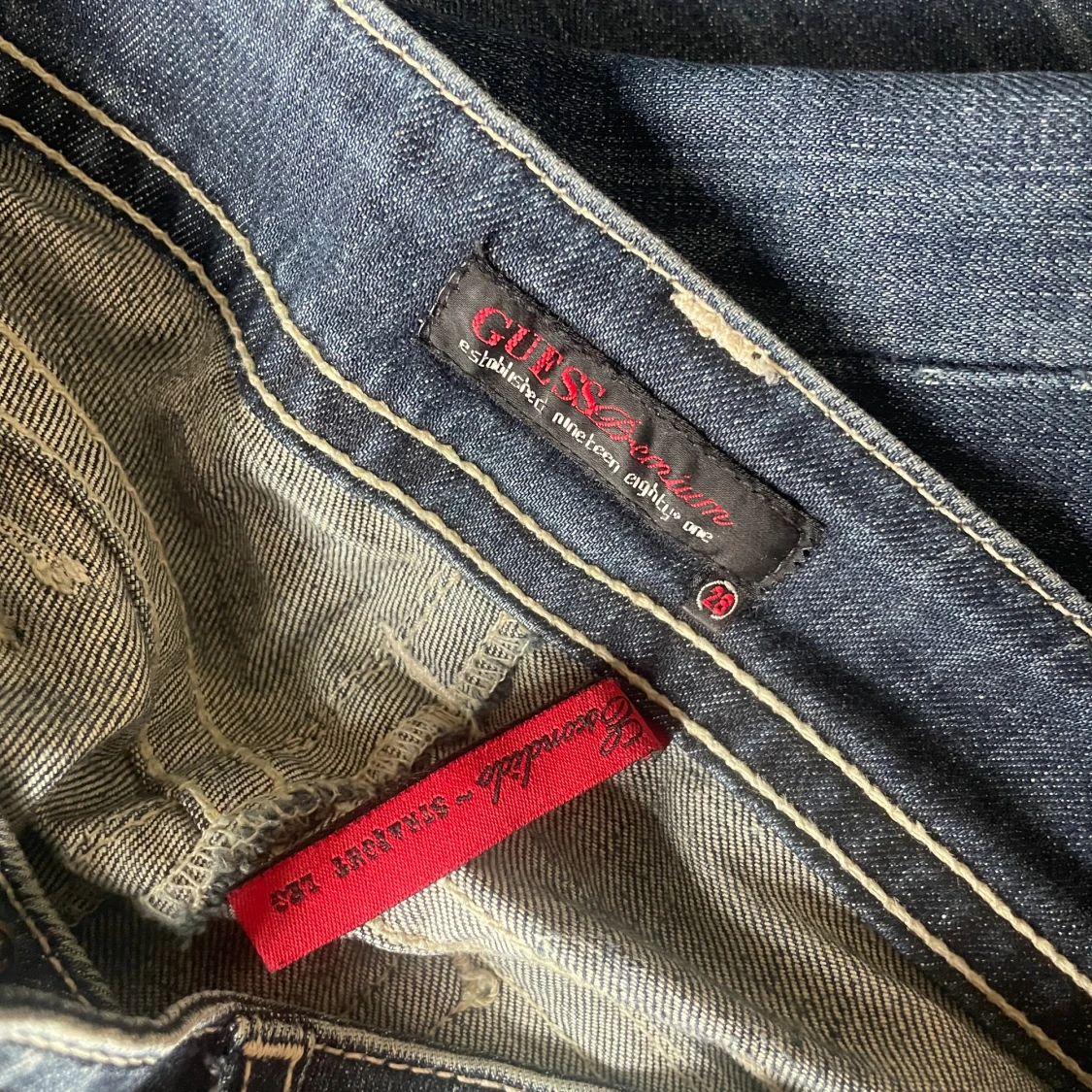 GUESS lågmidjade jeans  - 91