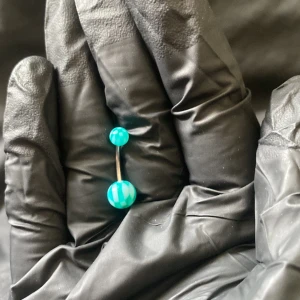 Navel piercing  - Oanvänd navel piercing  Kan skickas med frimärke 18kr🥰