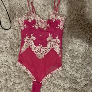 Intimissimi body - Oanvänd i bra skick nypris 559kr (slutsåld limited edition) ❤️💌