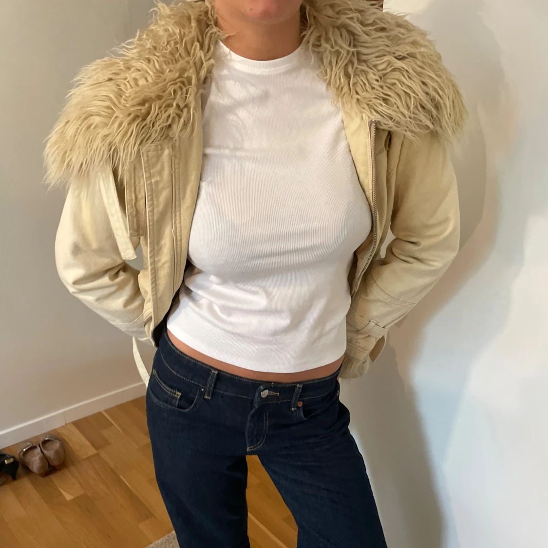 JACKA MED FEJKPÄLS - 91