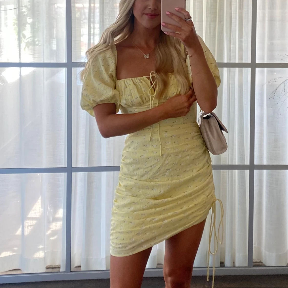 Adoore Palermo gul klänning 