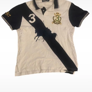 Chief keef vintage Ralph lauren - Säljer denna riktigt feta vintage raffe piken liknar en sådan chief keef har haft på sig💯💯skick 10/10 storlek M kolla in profilen för andra produkter till bra priser👍👍