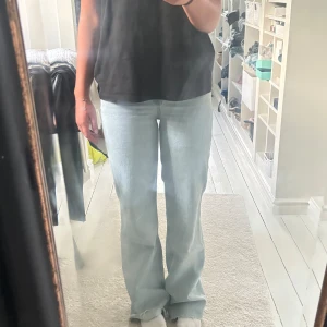 Jeans - Använda några gånger, för små för mig