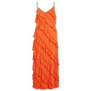 Slutsåld klänning från VILA - En fin klänning från VILA som är slutsåld på andra ställen. Jättefin men säljer pga kommer inte till användning. 🧡