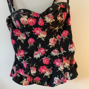 Korsett topp - Blommig korsett topp