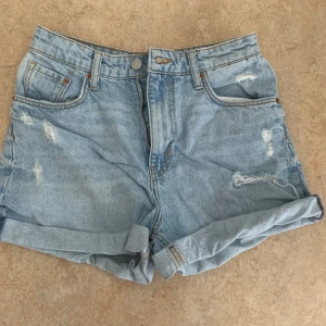 Shorts - Oversize shorts från H&M. Bra skick, knappt använda 