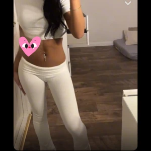 Flare yoga pants - Oanvänd skick endast testad. Storlek xs funkar s med