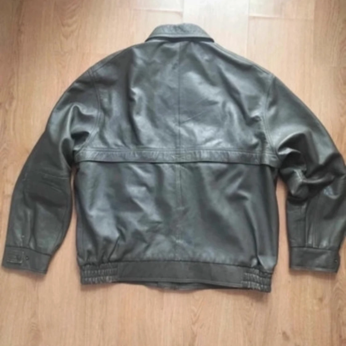 Vintage faded grön läderjacka cropped boxy - 90