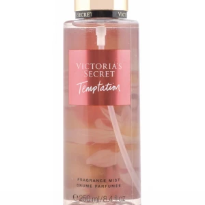 Victorias secret parfym - Säljer denna Victorias secret parfym då den inte används,bara använt lite så den är nästan full!  skriv för fler bilder💕