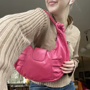 Supersöt rosa väska!!💓💓Bra skick!