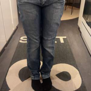 Jätte fina c-crocker jeans i size 29, L 32. Vintage! Ni står för frakten.💕💕