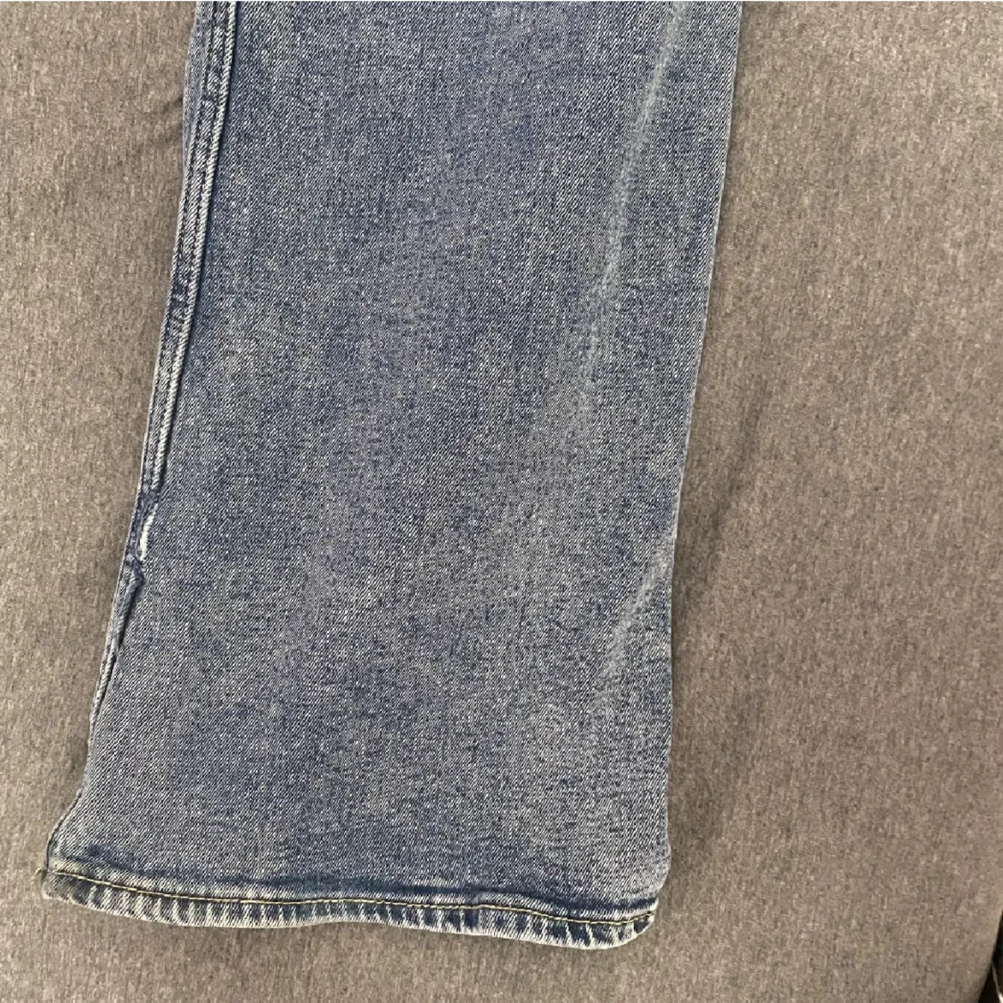 Low waist,utsvängda - 91