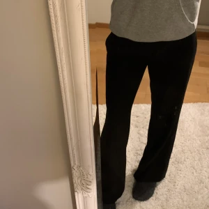 Kostymbyxor  - Kostymbyxor från zara💘 