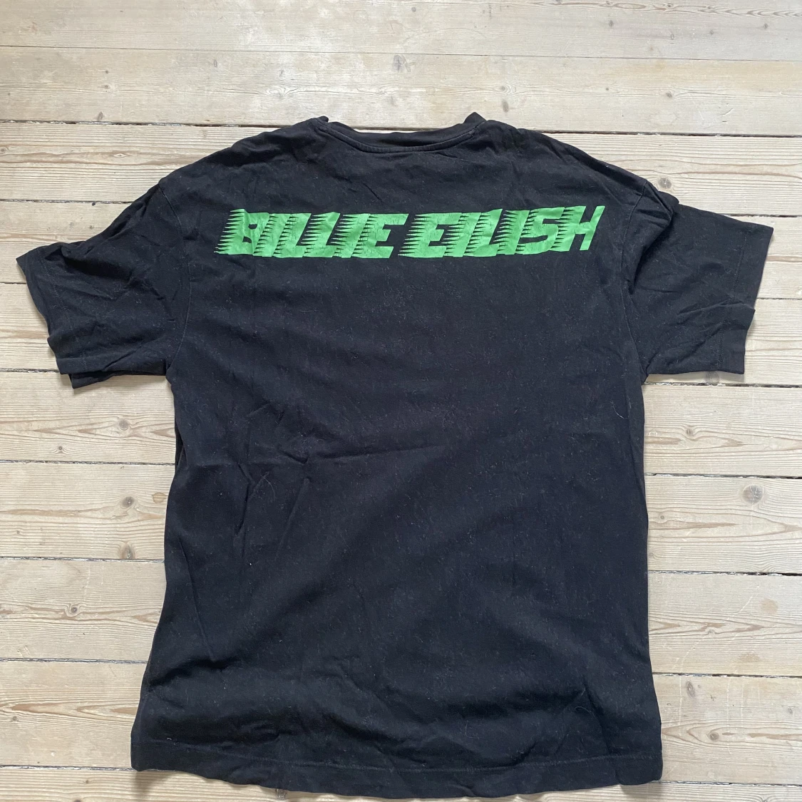 billie eilish tshirt i bra skick! - 90
