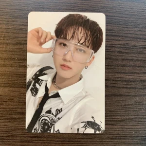 Stray Kids Christmas EveL pre order Changbin photocard  - den är som helt ny, inga defekter