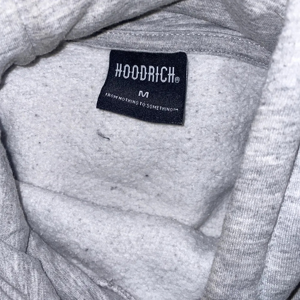 Hoodrich hoodie storlek M skit bra hoodie . Tröjor & Koftor.