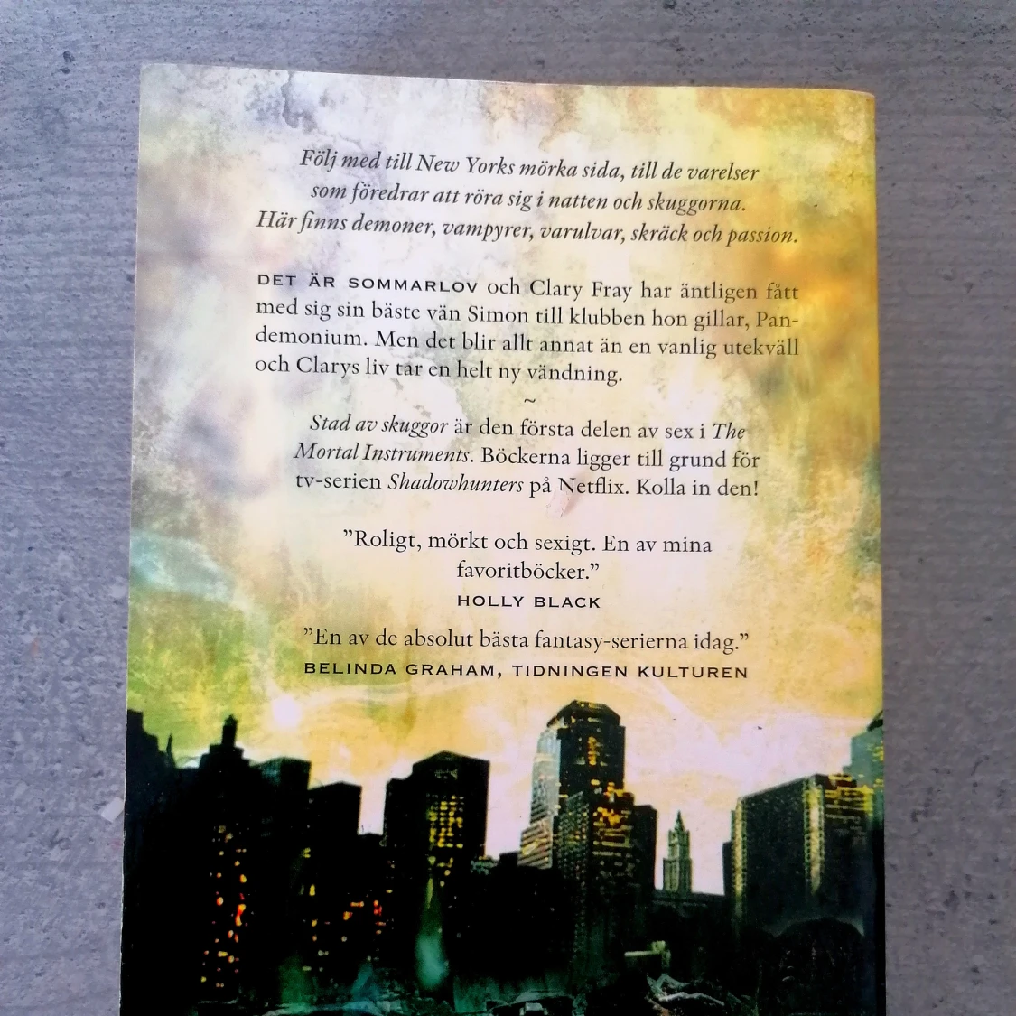 Shadowhunters bok💚 - 90