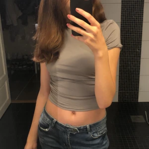 T-shirt - T-shirt från Shein aldrig andvänd 50kr+frakt