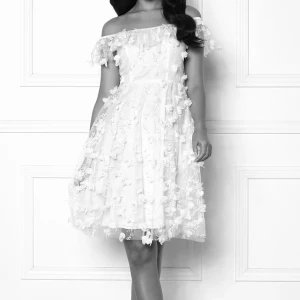 Ida Sjöstedt klänning  - Helt ny. Oanvänd. Går ej att få tag på längre 