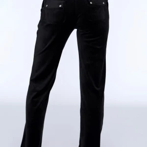 Juicy couture byxor - säljer mina juicy byxor då dom aldrig kommer till använding,skriv för fler bilder🫶🏼