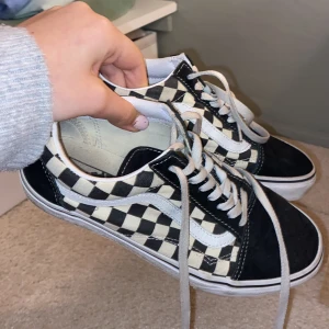 Vans skor - Ett par vans skor använda ett fåtal gånger så i väldigt fint skick. 