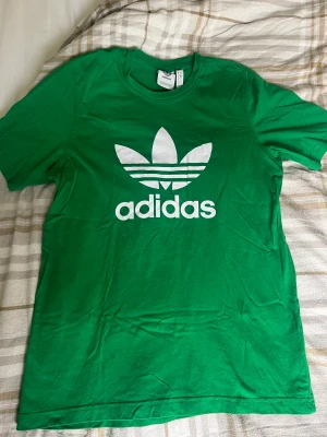 Adidas T-shirt  - Adidas T-shirt stl S