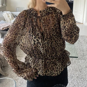 Leopard blus  - Leopard blus jätte snygg! 