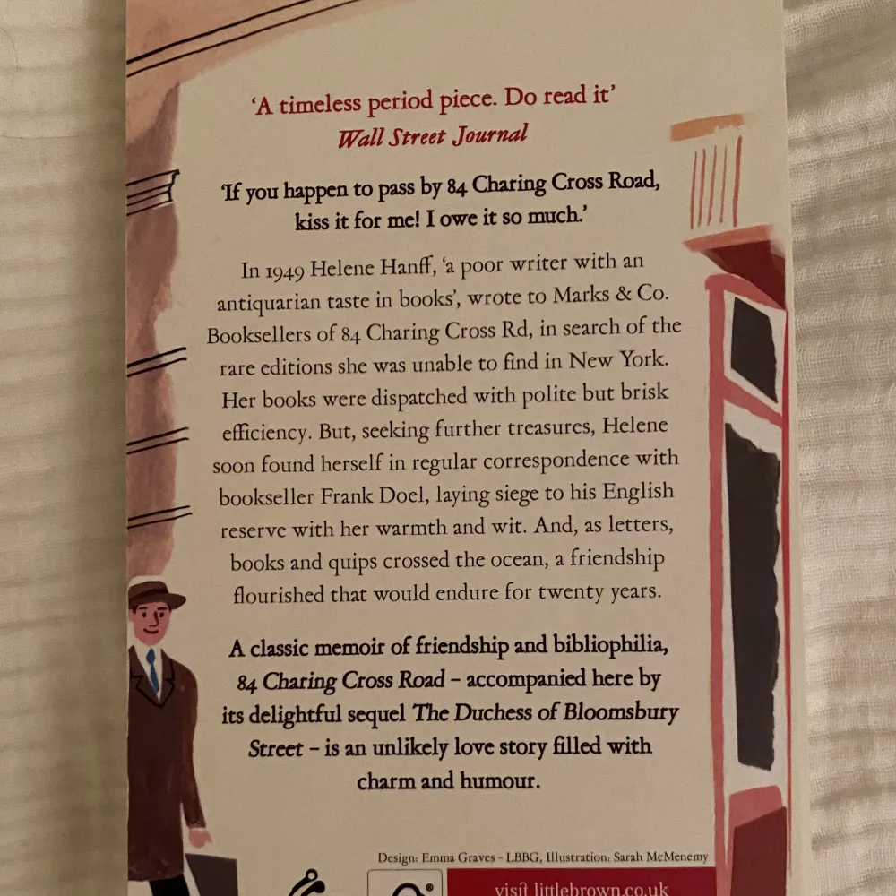 Böcker på engelska! Kan köpas separat eller tillsammans. Separat pris: 39 kr styck. Tillsammans: 70 kr   -Letters to a young poet av Rainer Maria Rilke (innehåller få understryckningar)  -84 Charing cross road av Helene Hanff.. Accessoarer.