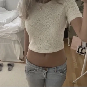 Topp - Otroligt fin topp som tyvärr inte kommer till användning!❤️ som ny! (Lånad bild)