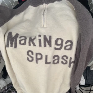 Sweater - It’s so pretty and comfortable it’s actually used 4times exactly and it’s like new 