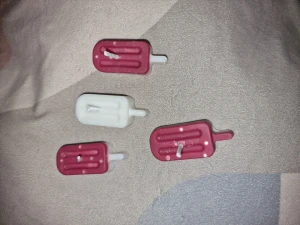 Ljus  - Egengjorda ljus, luktar jordgubb och vanilj 🥰