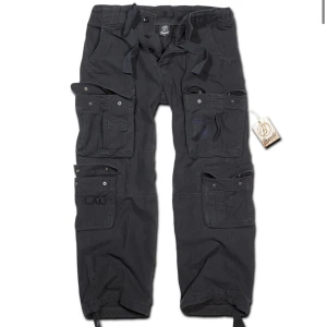 Vintage cargobyxor  - Inte använt på ett tag, knappt slittna någonstans och bra kvalite💞