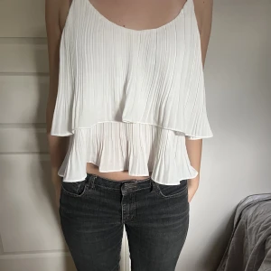 Jättegullig topp - Söt topp i strlk L men sitter bra på mig som har s/m