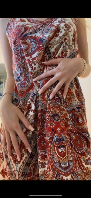 Klänning  - Säljer 