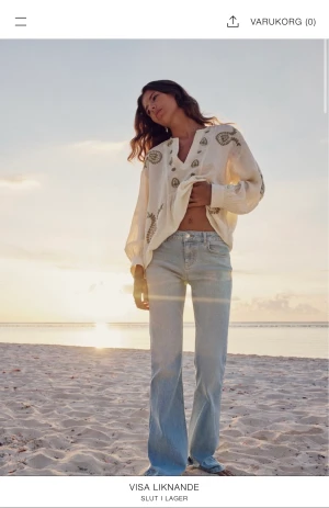 Zara Blus - Jag skriver en ny annons om min Zara blus. Aldrig använd, Nypris 429 kr💗