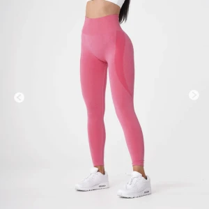 tränings tights - super snygga och sköna tränings tights från nvgtn 🩷