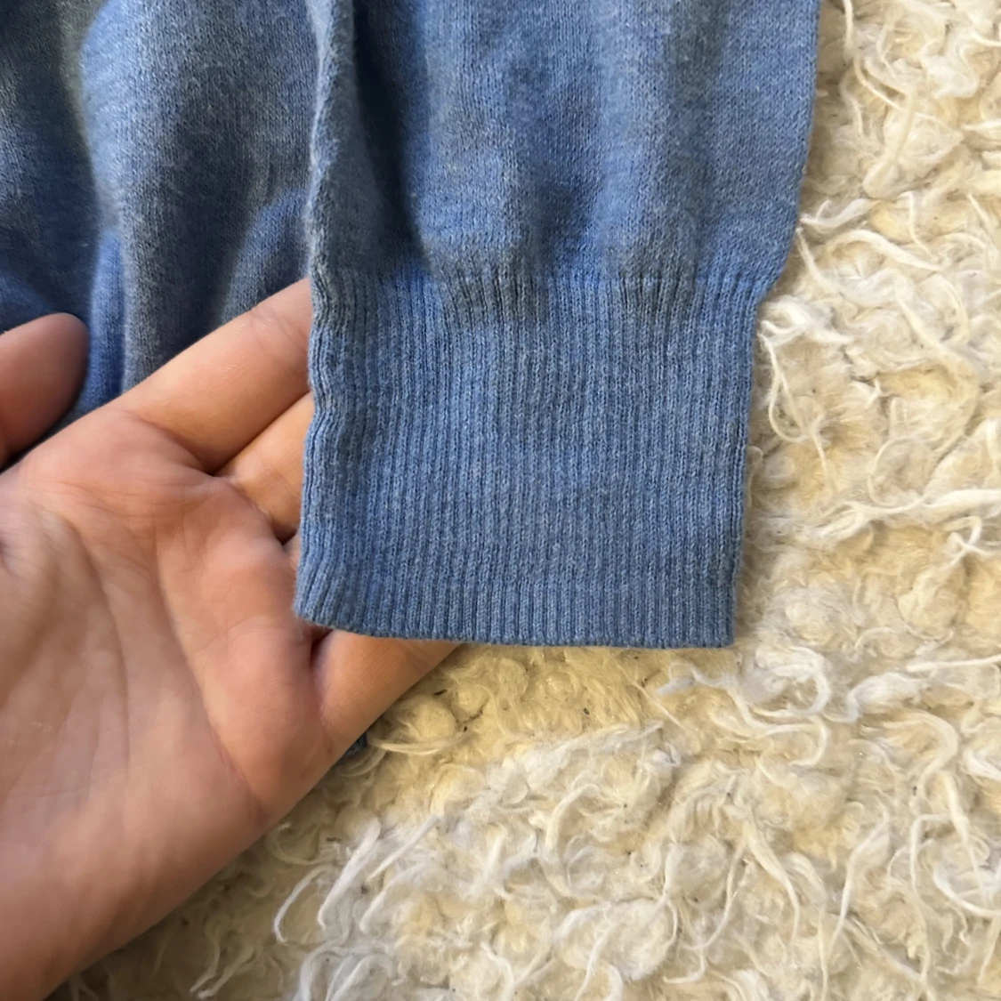 Stickad tröja  - 91