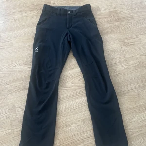 Haglöfs byxor  - Haglöfs vandringbyxa Storlek:S Använd ett fåtal gånger Ord pris: 1199kr