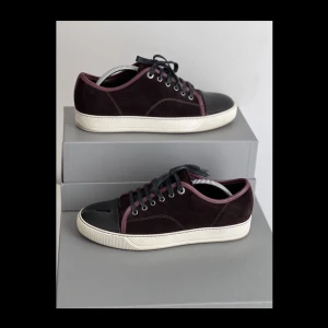 Lanvin - Säljer ett par lanvins i storlek UK6, cond 9/10. Kommer med dustbag 