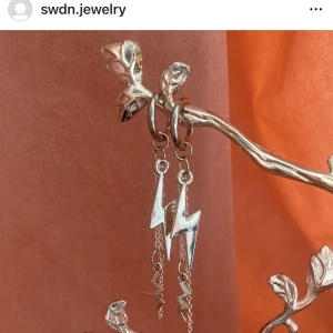 Smycken - Gör handgjorda smycken till ett bra pris och bra kvalite, allt är i rostfritt stål! Kolla gärna in smyckena på insta🤍🤍 insta- swdn.jewelry