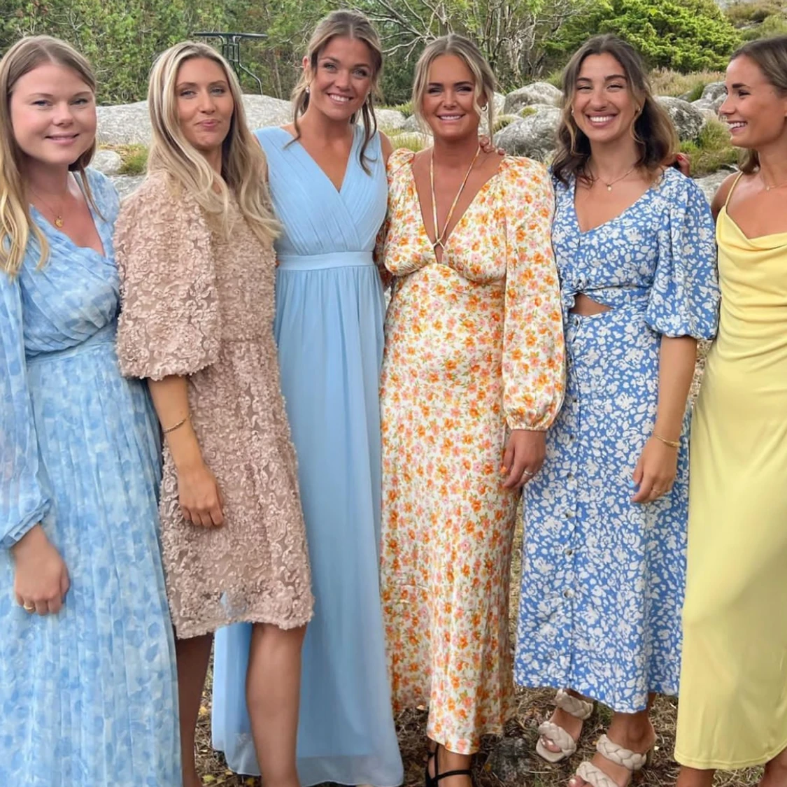 Slutsåld klänning från Asos  - 91