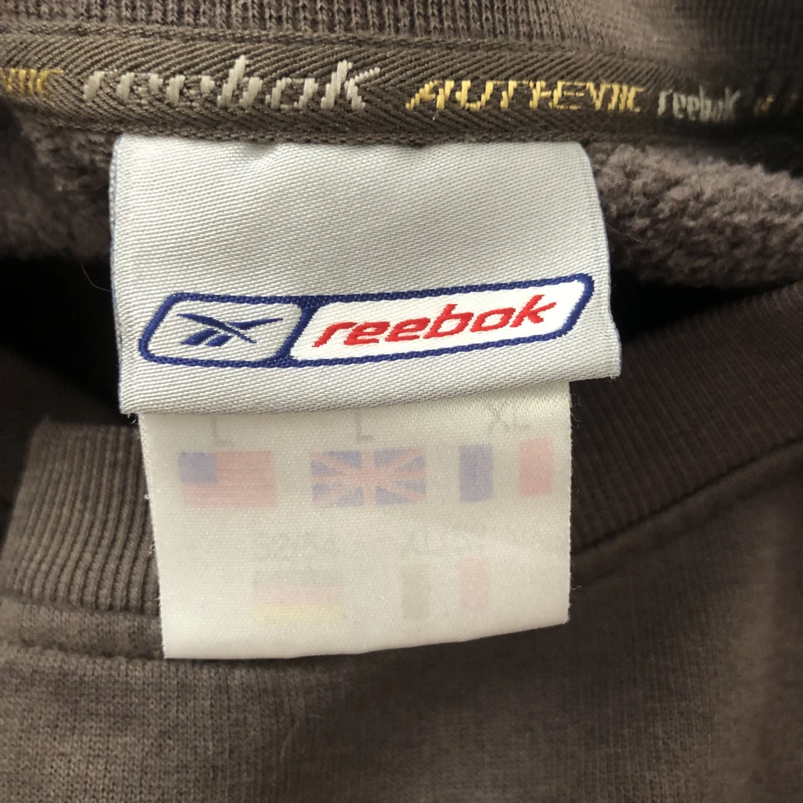 Reebok sweatshirt  - 91