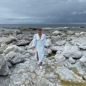 Slutsåld midsommardröm - Säljer nu denna midsommar/sommarklänning. Helt slutsåld på hemsidan, storlek S