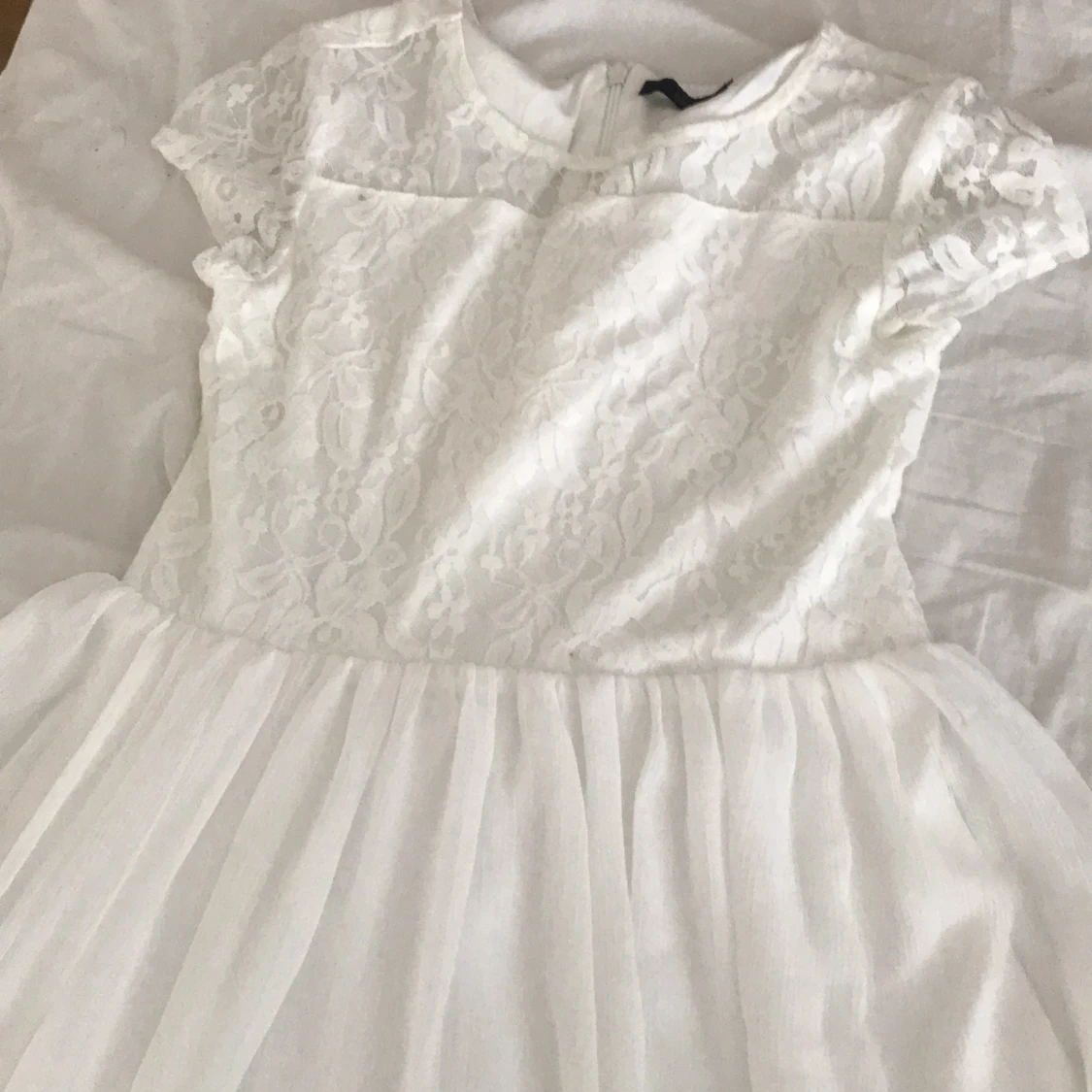 Ellos klänning till bröllop 