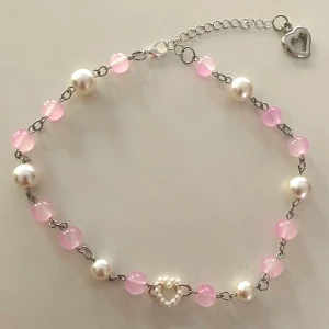 Hjärt halsband - Tryck gärna på köp nu :) handgjort rosa halsband <3