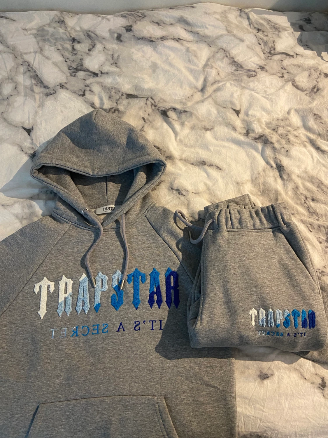 Trapstar tracksuit 