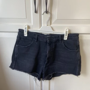 Jeans shorts  - Helt nya jeans shorts från Wrangler 